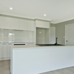 4 Aura St, FLAGSTONE, QLD 4124