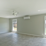 4 Aura St, FLAGSTONE, QLD 4124