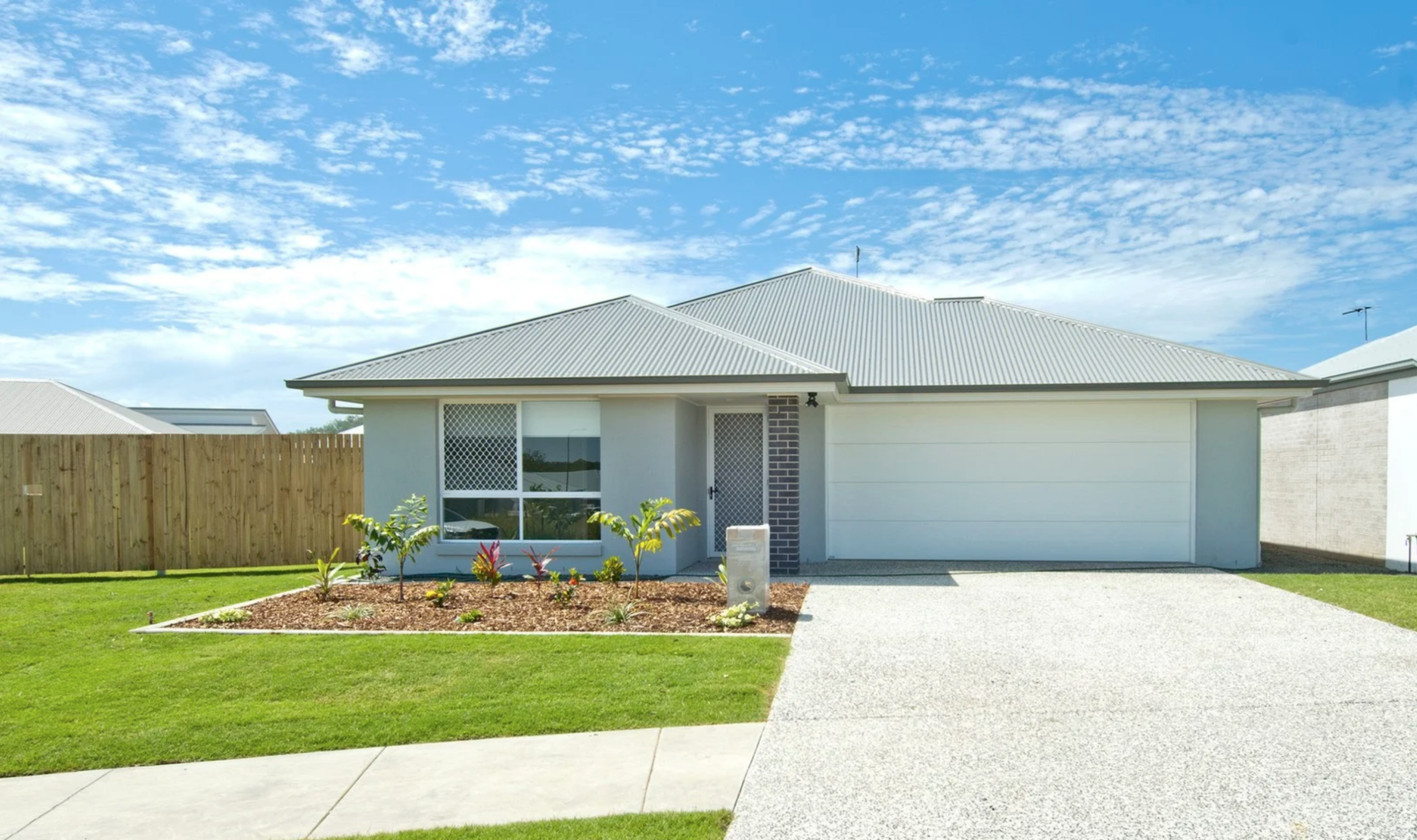 4 Aura St, FLAGSTONE, QLD 4124