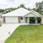 3 Alba La, GLENEAGLE, QLD 4285