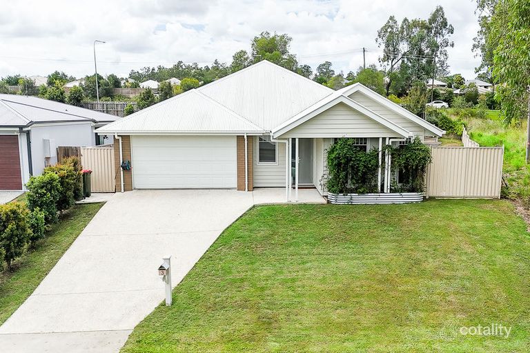 3 Alba La, GLENEAGLE, QLD 4285