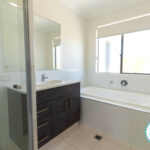 11 Wilson Circuit, FLAGSTONE, QLD 4280